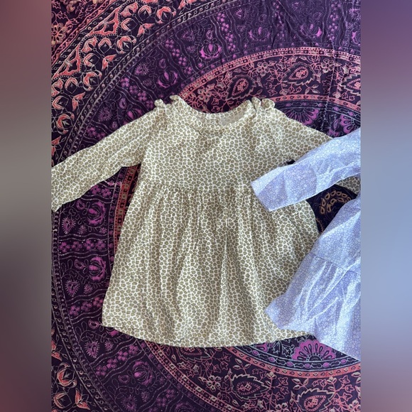 Set of Two 9mo Dress Tops - Picture 4 of 6